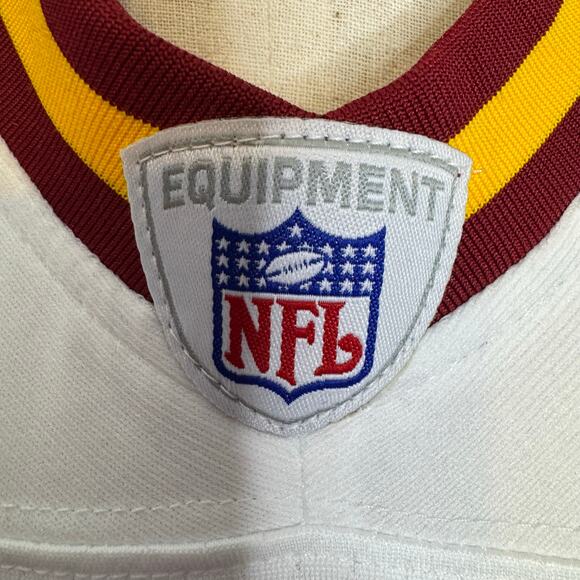 Mitchell & Ness Washington Sean Taylor #21 NFL Legacy Jersey Women’s M NWT - Picture 5 of 10